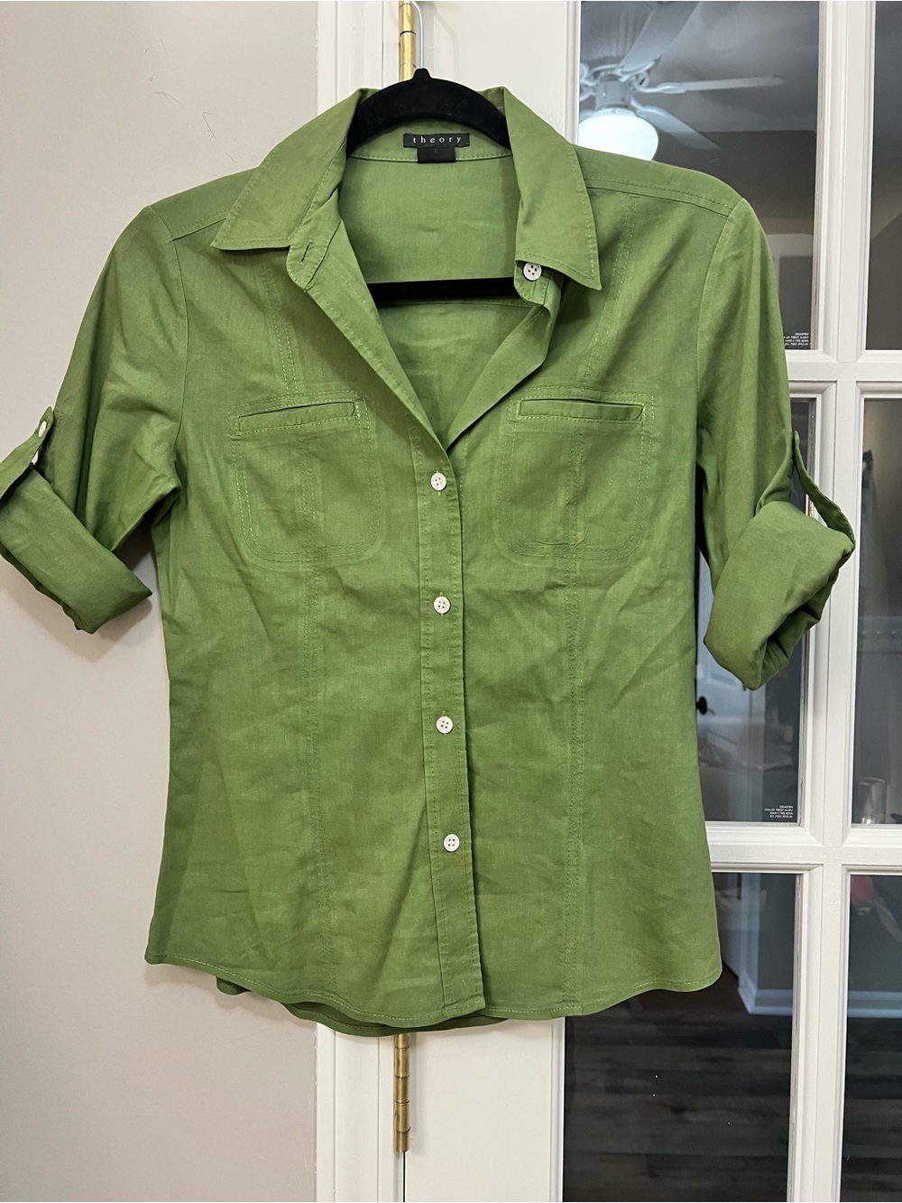 Theory Kameko Green tailored Button-Front Women's Shirt Sz P/XS EUC